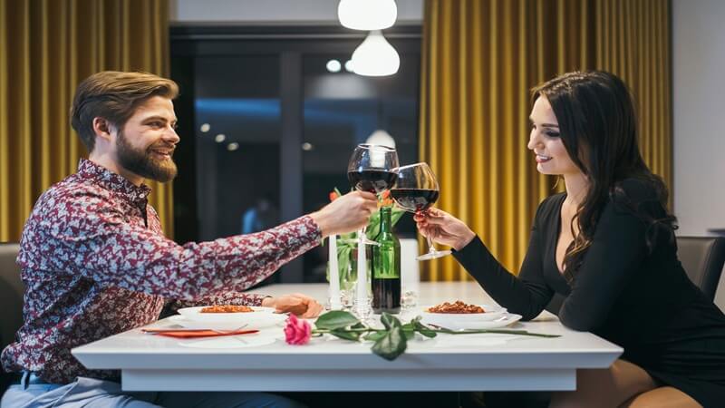 How Fine Dining Restaurants Create Emotional Experiences, Not Just Meals