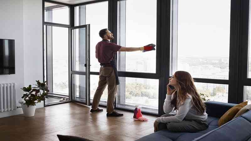 How Can Window Replacement Services Improve Home Energy Efficiency?