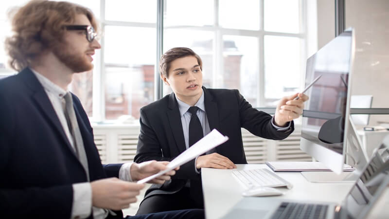Why Modern Businesses Need Centralized Management Software for Contract Visibility